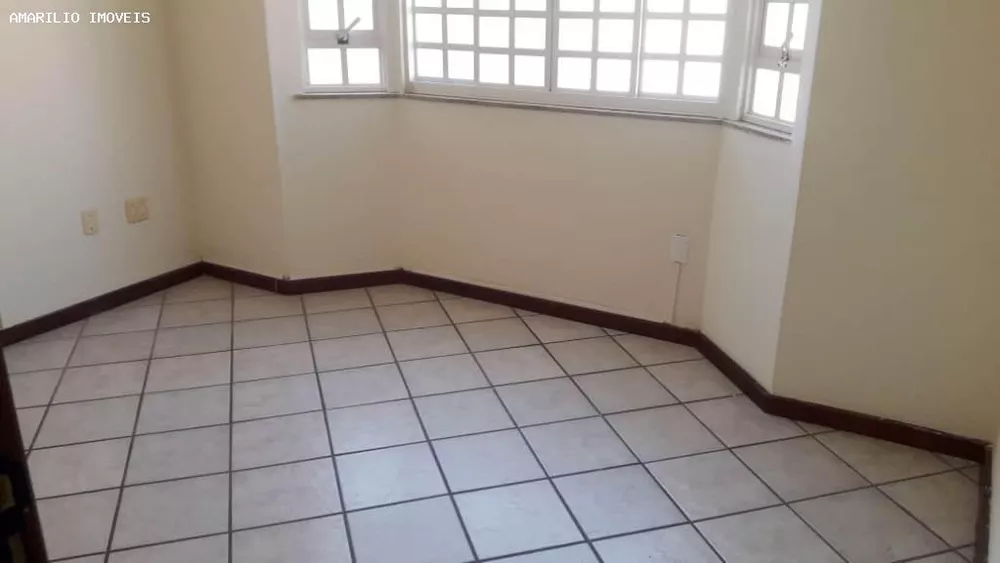 Casa, 4 quartos, 110 m² - Foto 11