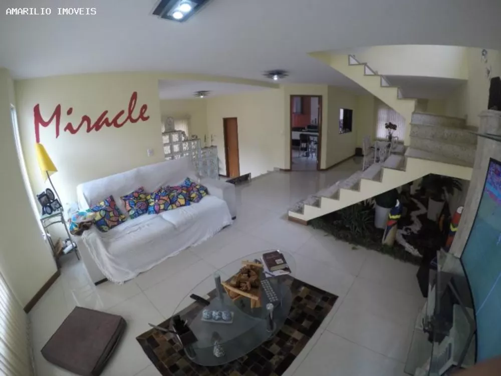 Casa, 3 quartos, 231 m² - Foto 1