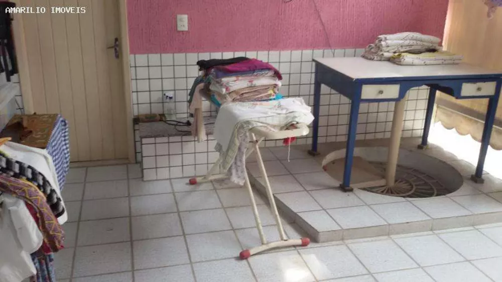Casa, 4 quartos, 297 m² - Foto 1