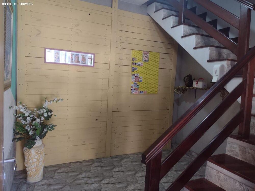 Casa à venda com 5 quartos, 101m² - Foto 4