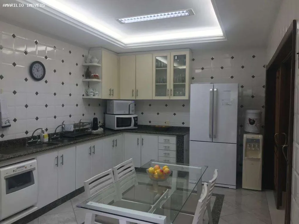 Casa, 3 quartos, 296 m² - Foto 8