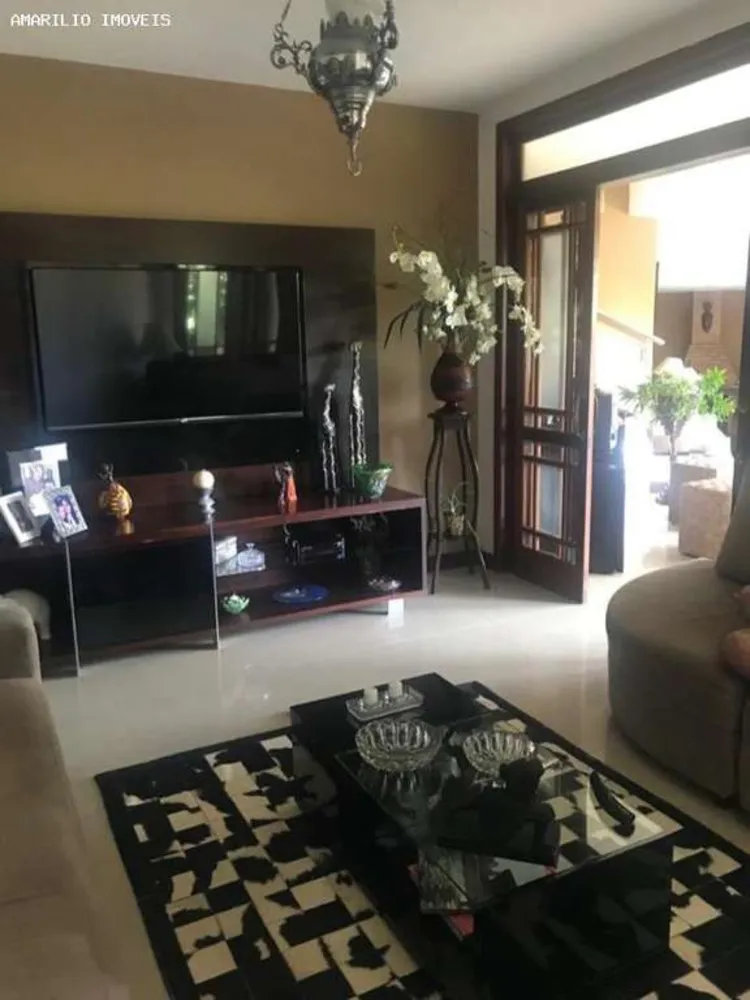 Casa, 3 quartos, 296 m² - Foto 2