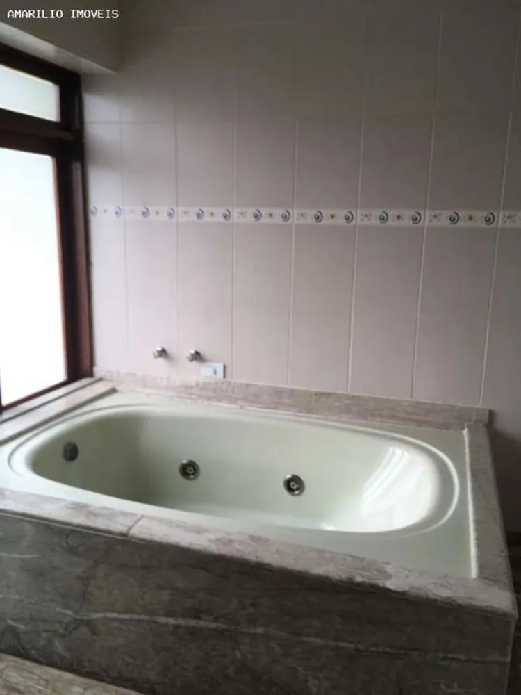 Casa, 5 quartos, 282 m² - Foto 12