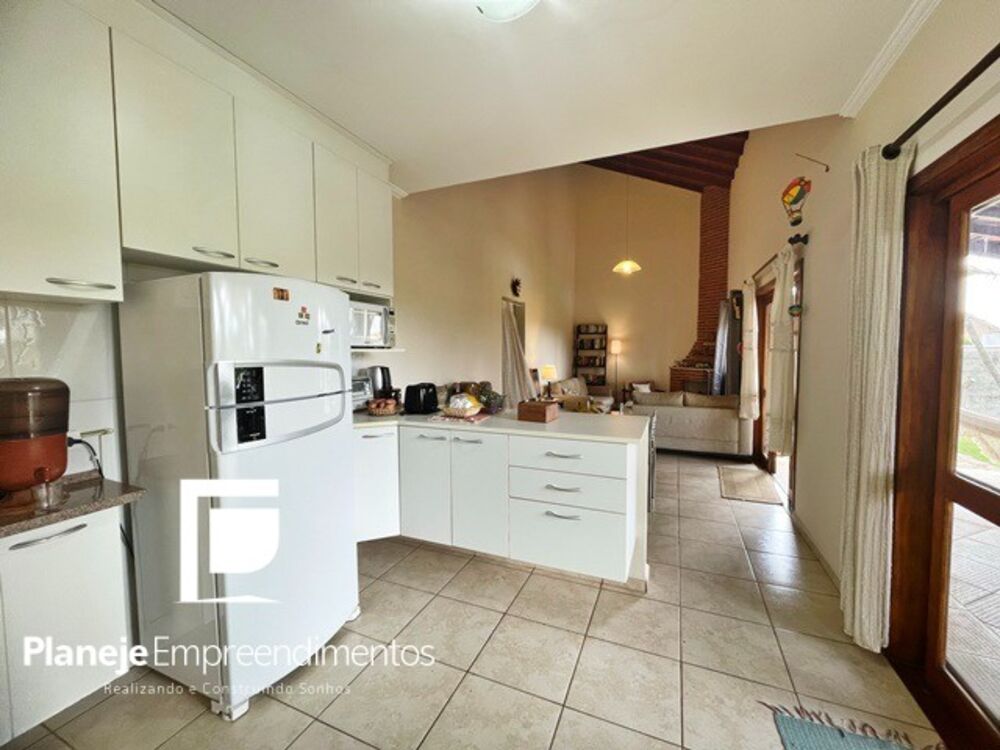 Chácara à venda com 3 quartos, 1200m² - Foto 18