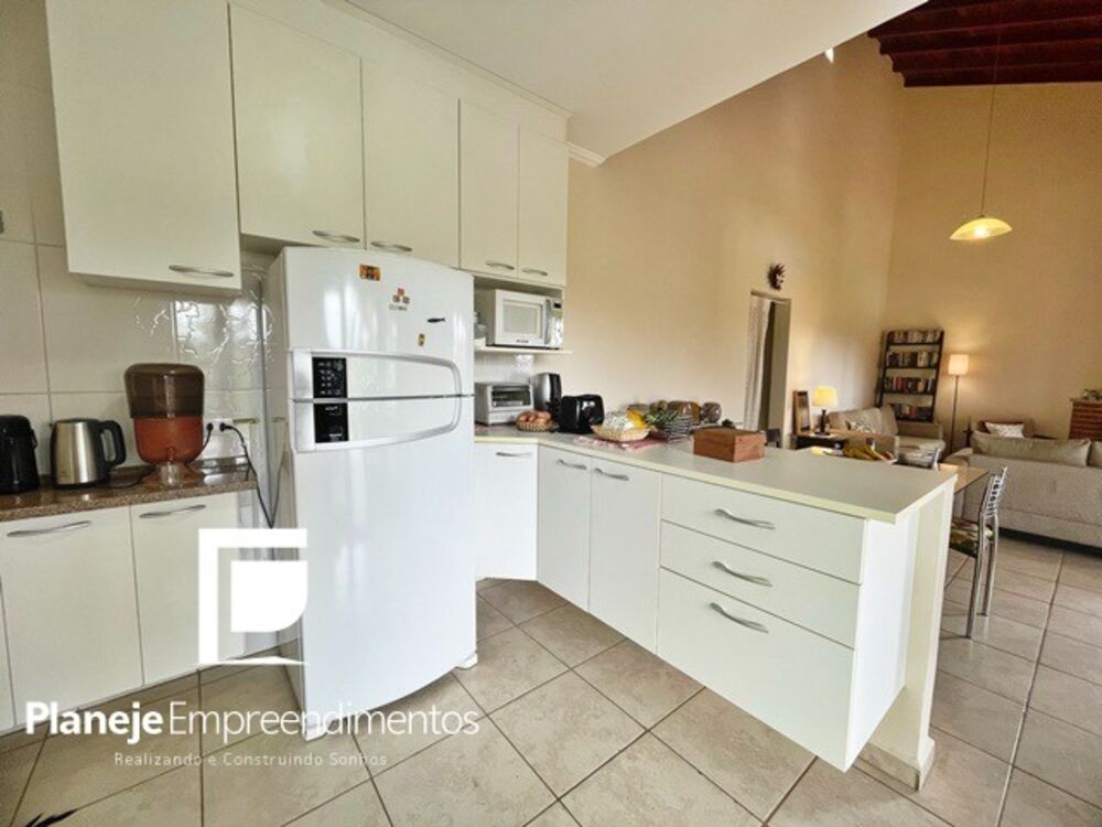 Chácara à venda com 3 quartos, 1200m² - Foto 17