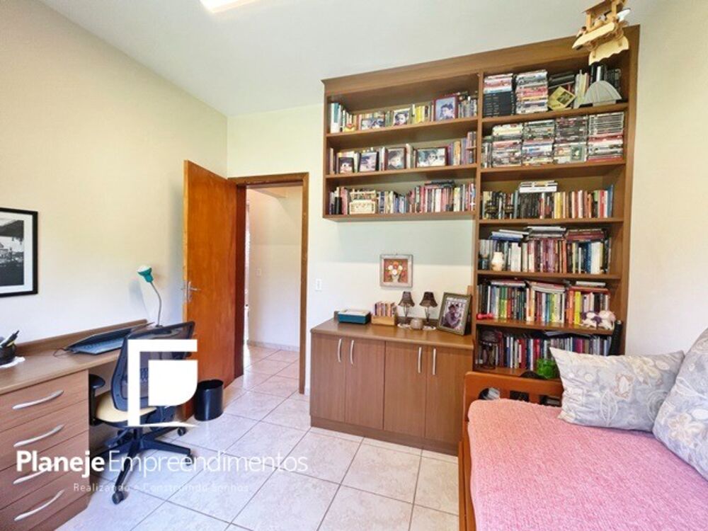 Chácara à venda com 3 quartos, 1200m² - Foto 31