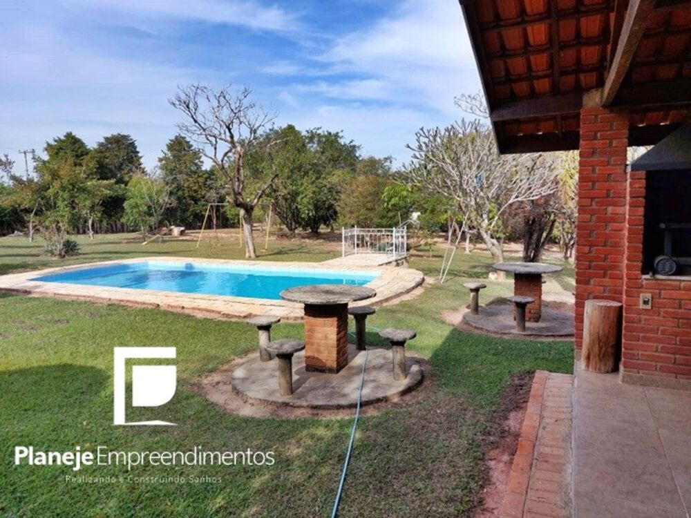 Chácara, 3 quartos, 9500 m² - Foto 1