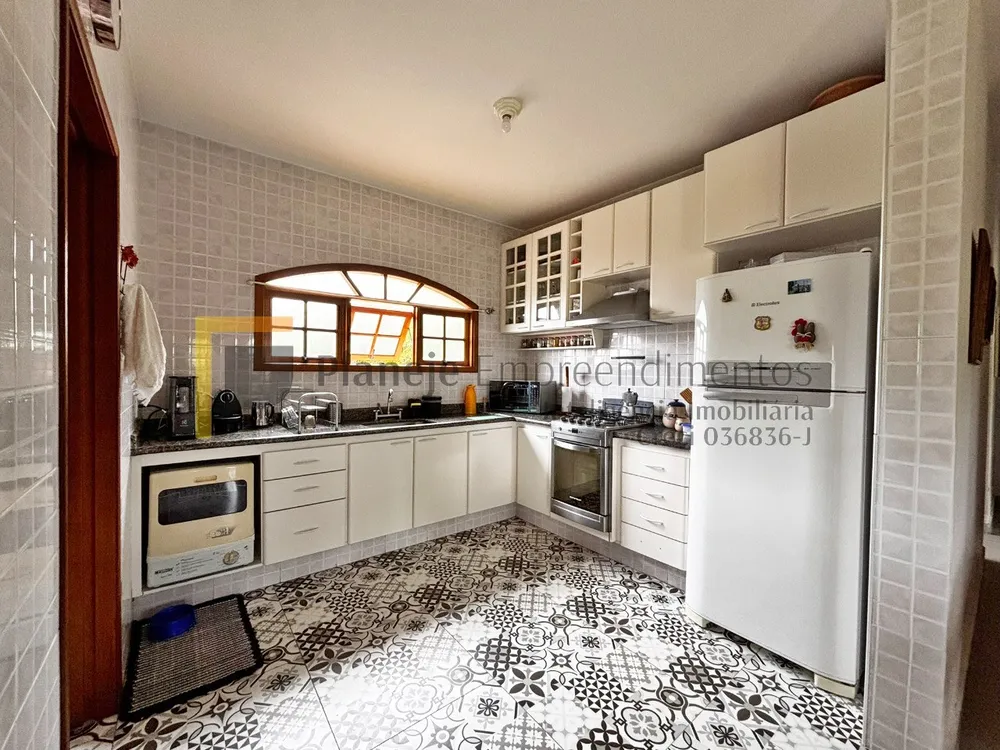 Chácara, 3 quartos, 1140 m² - Foto 15