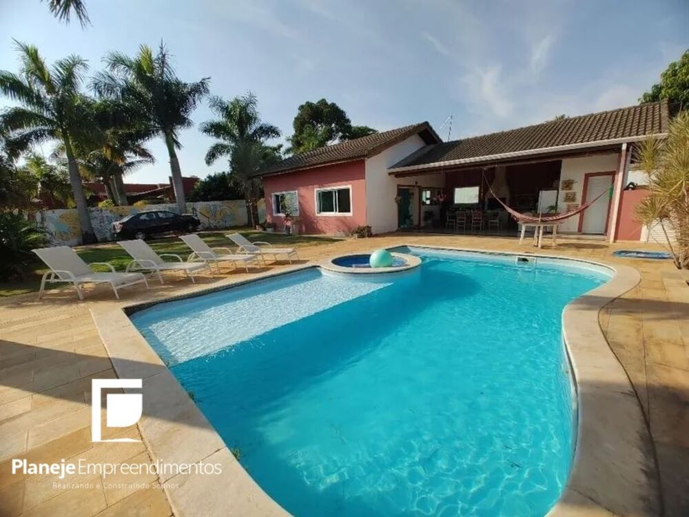 Chácara à venda com 2 quartos, 1250m² - Foto 1