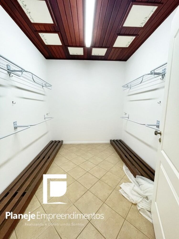 Sítio, 4 quartos, 1029 m² - Foto 12