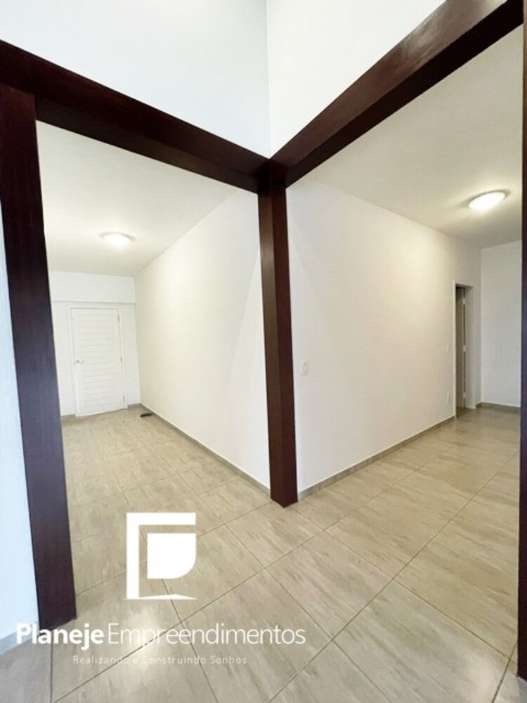 Sítio, 4 quartos, 1029 m² - Foto 8