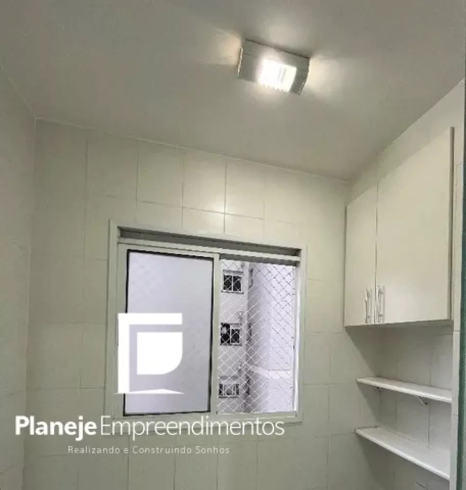 Apartamento para alugar com 2 quartos, 55m² - Foto 6