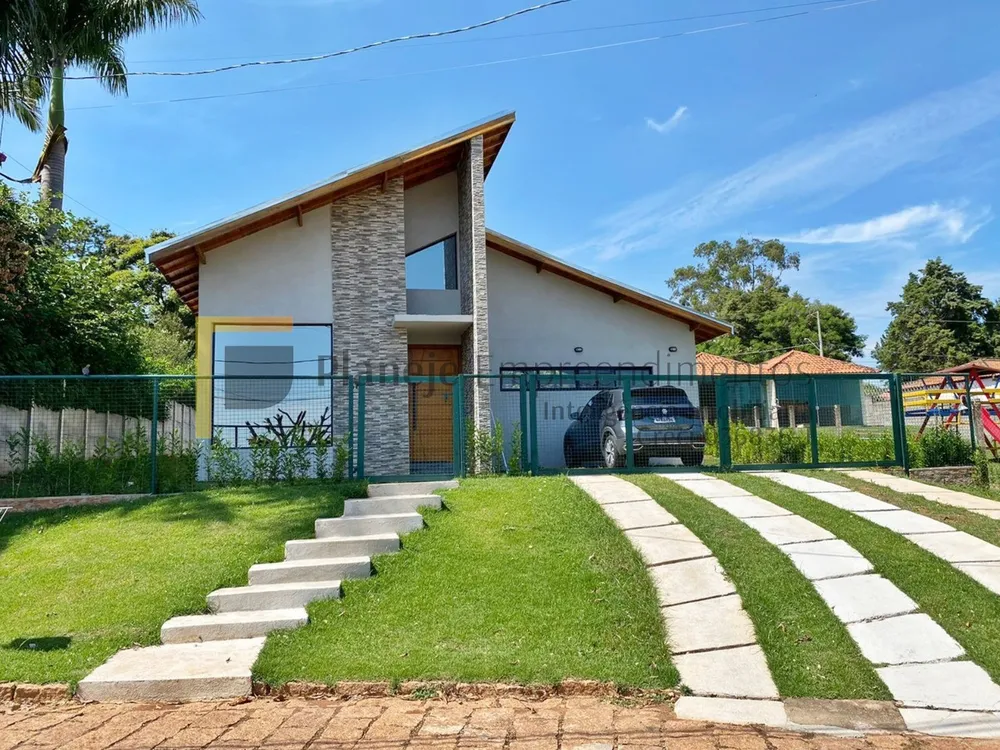 Chácara, 3 quartos, 1000 m² - Foto 1