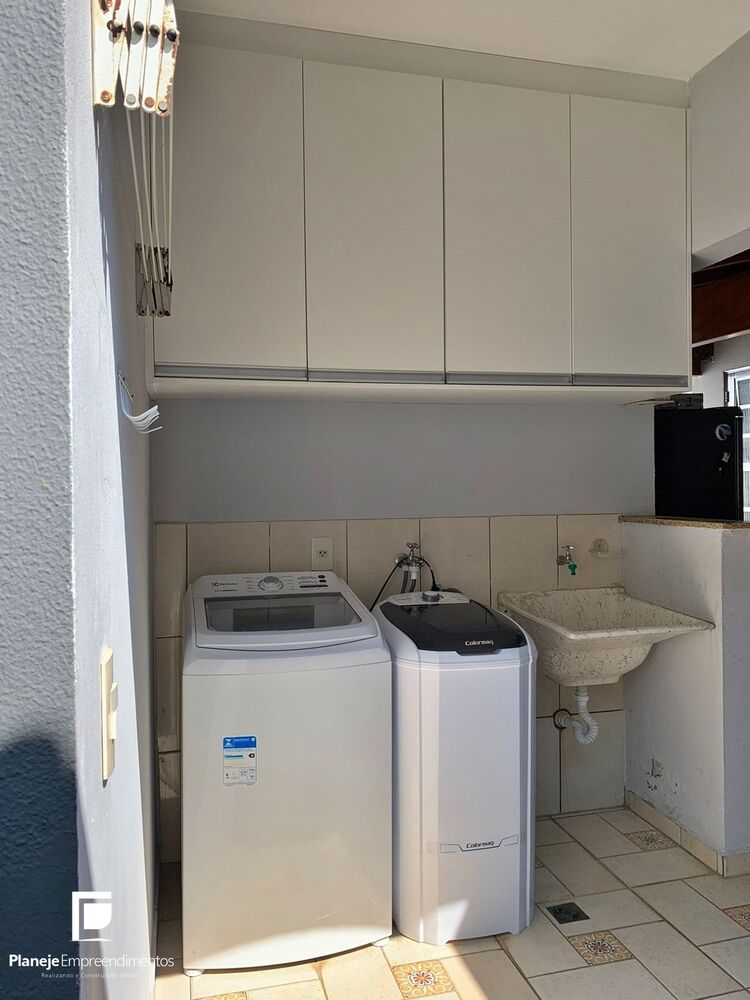 Casa à venda com 3 quartos, 200m² - Foto 21
