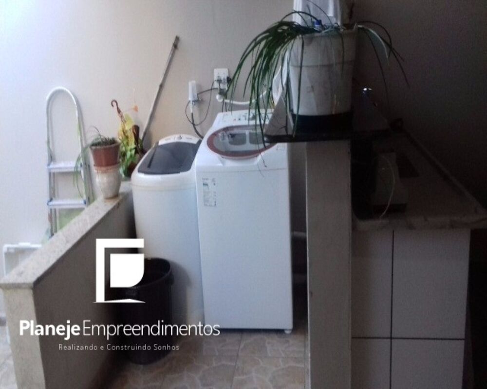 Casa à venda com 2 quartos, 200m² - Foto 16