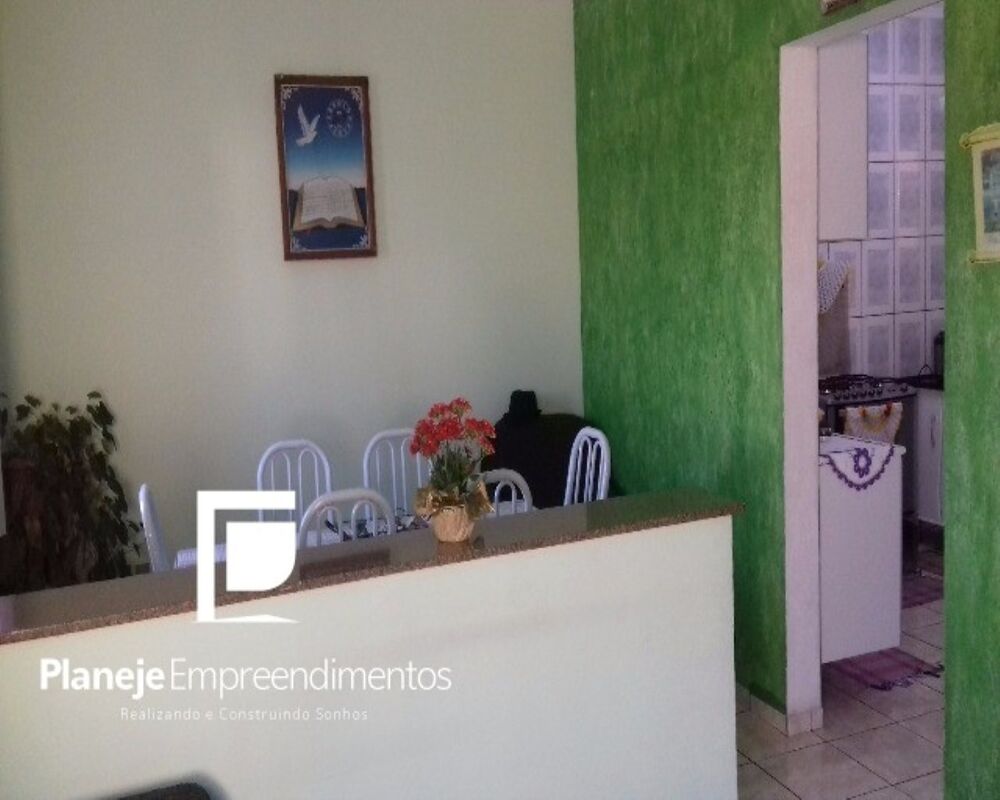 Casa à venda com 2 quartos, 200m² - Foto 6