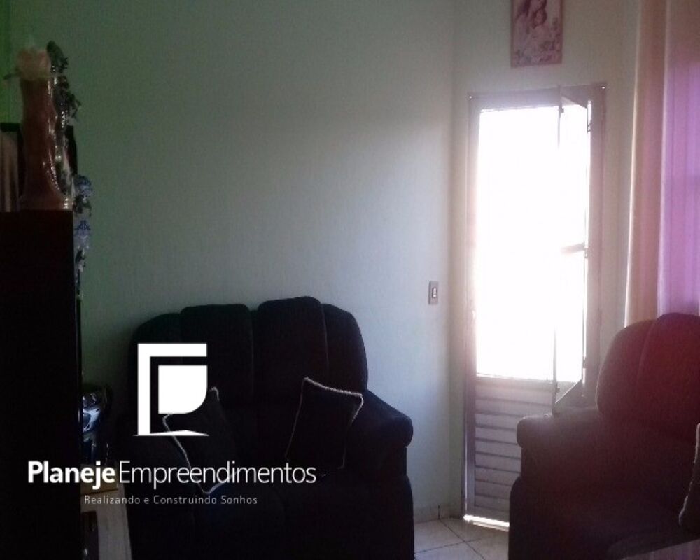 Casa à venda com 2 quartos, 200m² - Foto 9