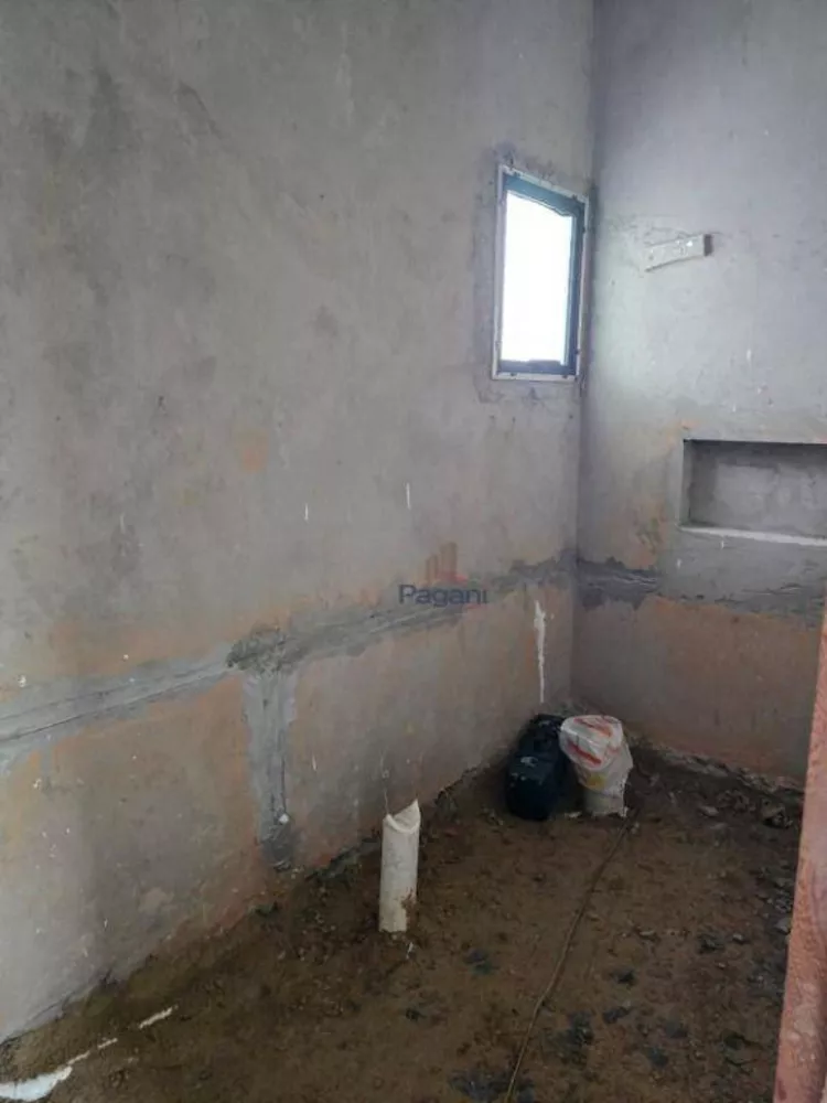 Casa, 3 quartos, 88 m² - Foto 1