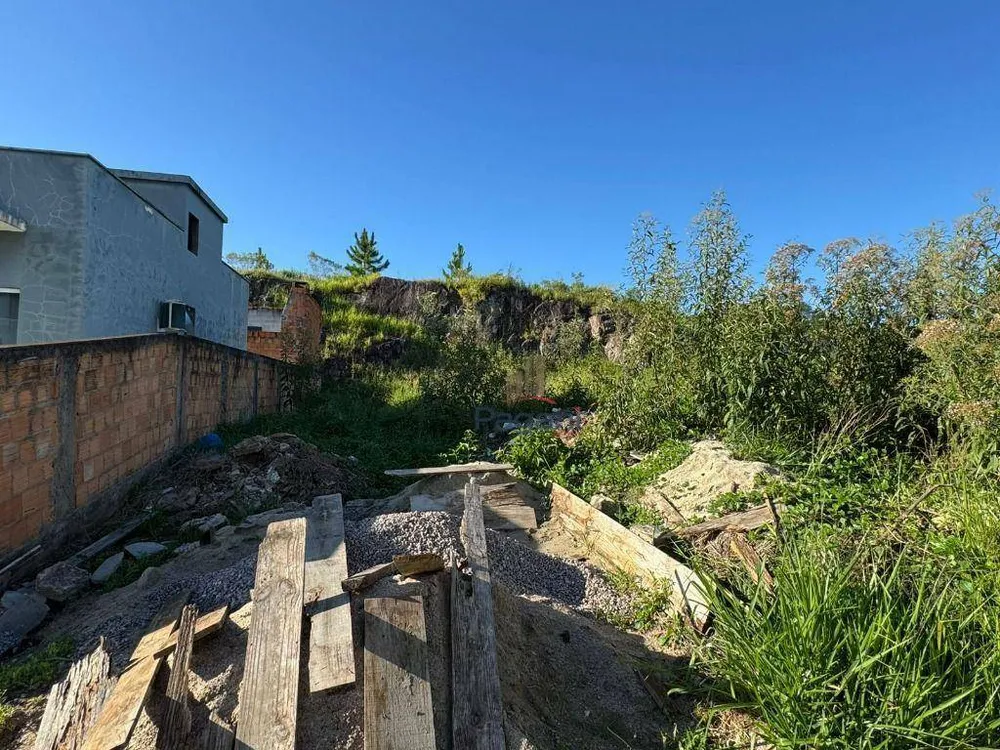 Terreno, 240 m² - Foto 1