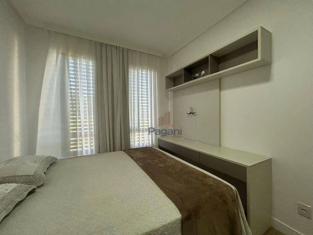 Casa, 3 quartos, 219 m² - Foto 3