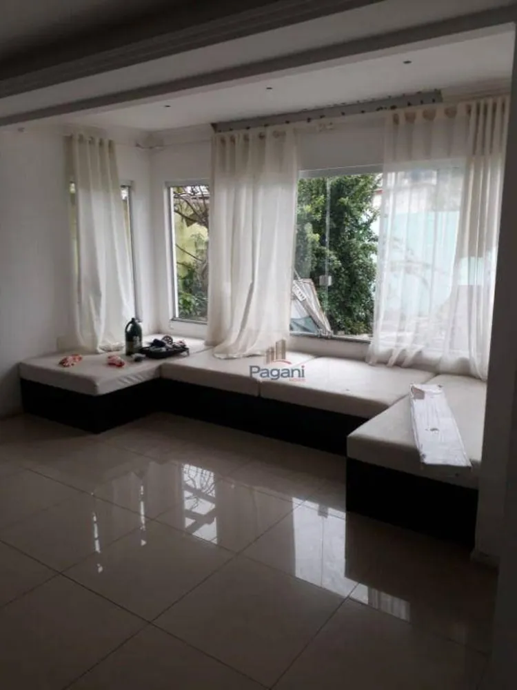 Casa, 5 quartos, 258 m² - Foto 4