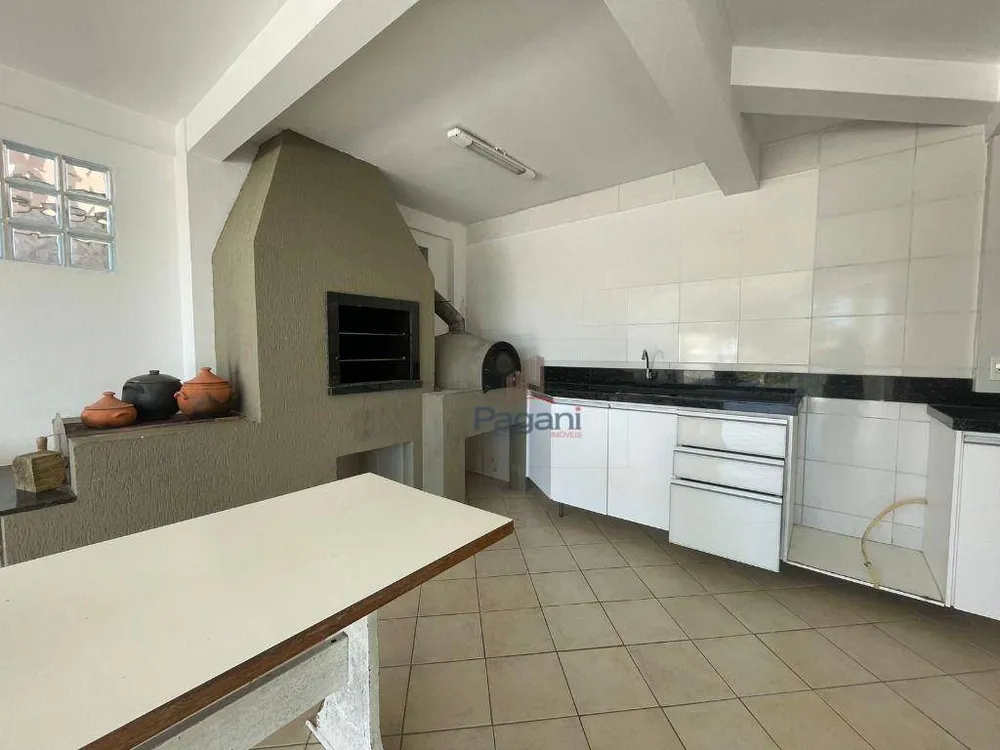 Casa, 3 quartos, 249 m² - Foto 11