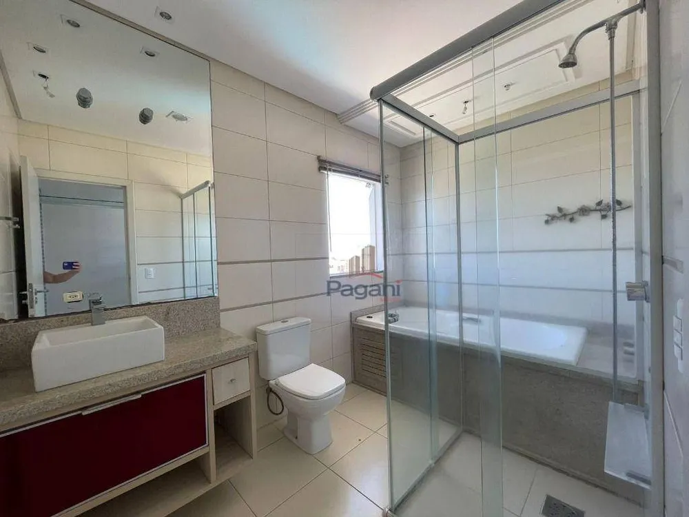 Casa, 3 quartos, 249 m² - Foto 12