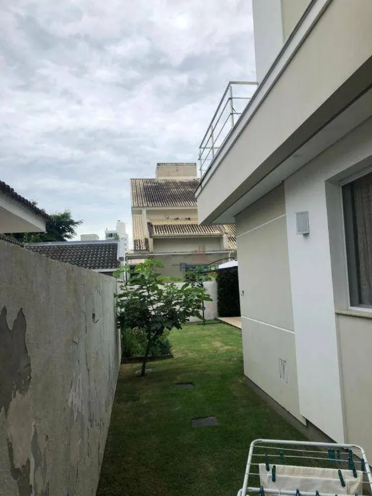 Casa, 3 quartos, 257 m² - Foto 12