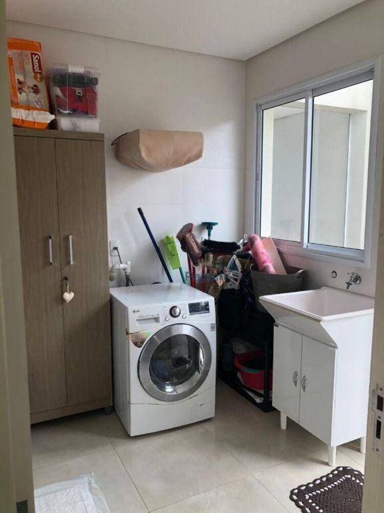 Casa à venda com 3 quartos, 257m² - Foto 2