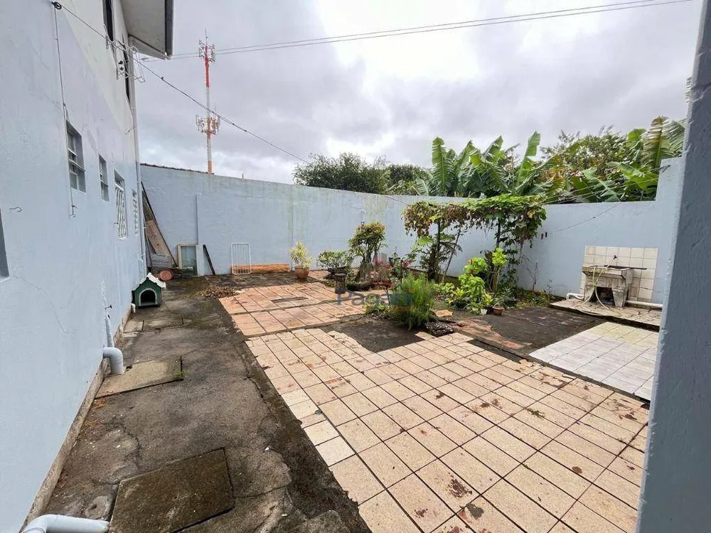 Casa, 3 quartos, 300 m² - Foto 4