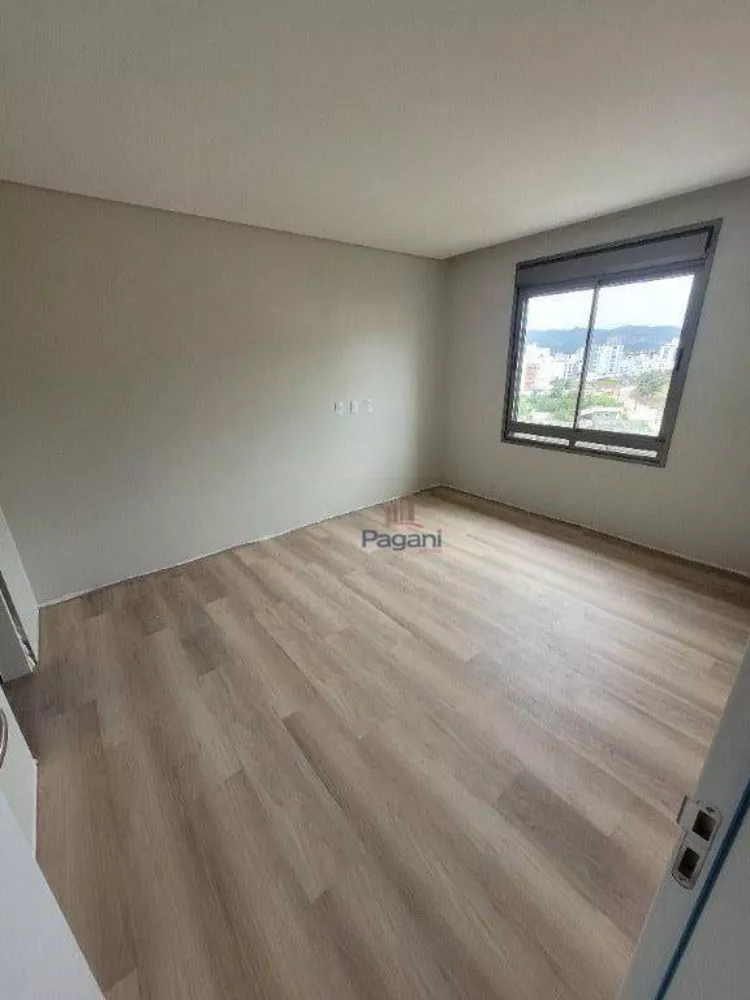 Apartamento à venda com 2 quartos, 89m² - Foto 1