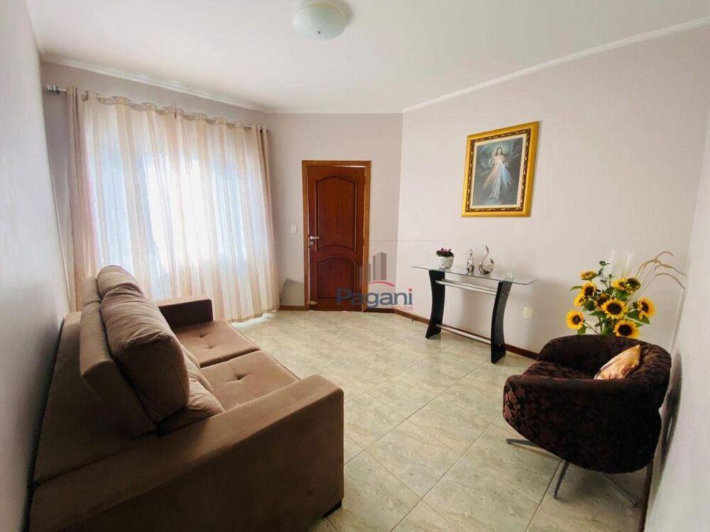 Casa à venda com 3 quartos, 190m² - Foto 3