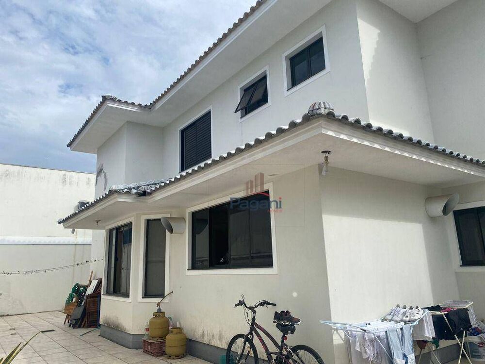 Casa, 3 quartos, 254 m² - Foto 25