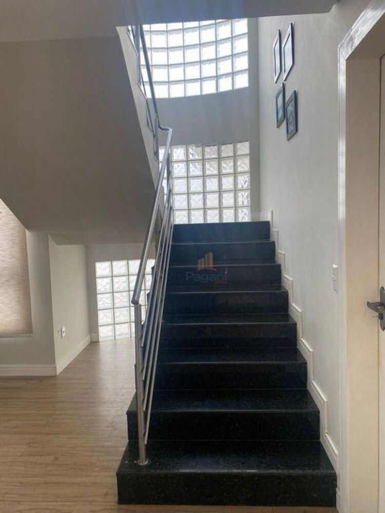 Casa, 3 quartos, 254 m² - Foto 16