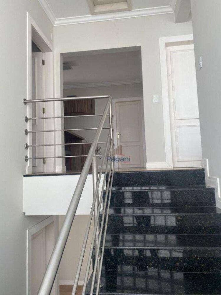 Casa, 3 quartos, 254 m² - Foto 13