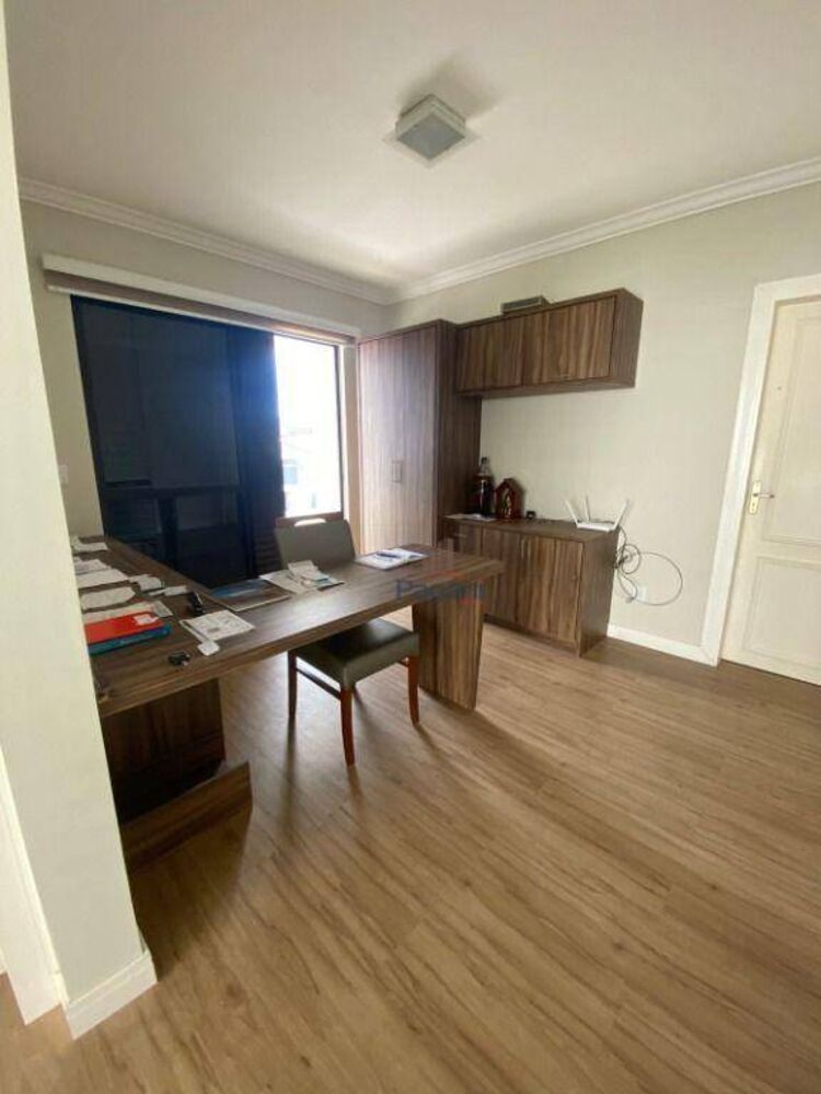 Casa, 3 quartos, 254 m² - Foto 10