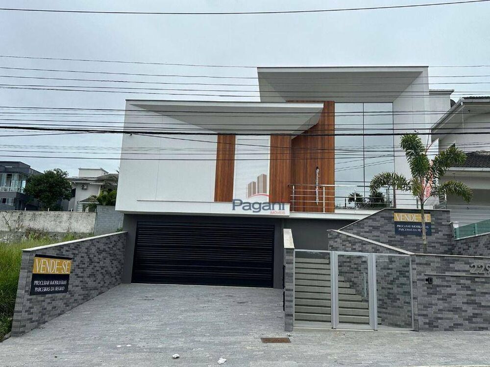 Casa, 3 quartos, 240 m² - Foto 4