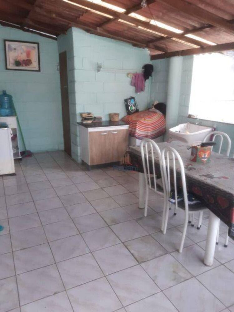 Casa à venda com 4 quartos, 360M2 - Foto 1