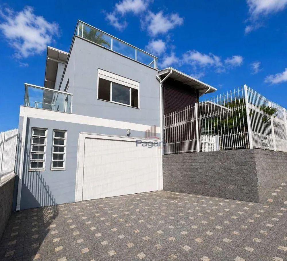 Casa, 4 quartos, 316 m² - Foto 2