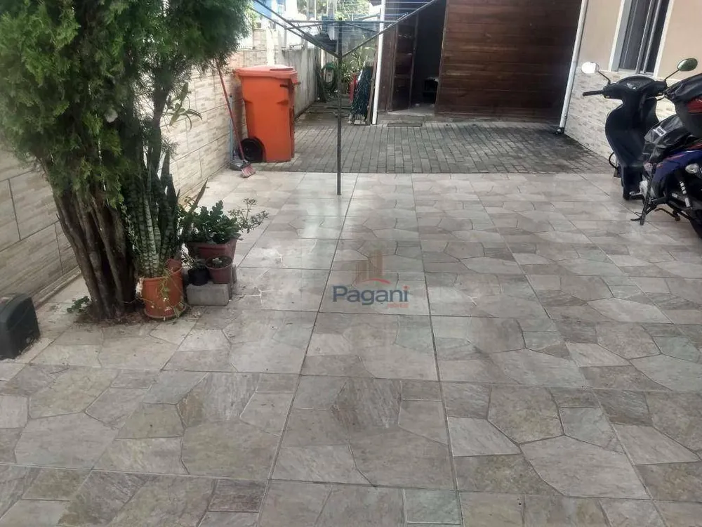Casa, 5 quartos, 120 m² - Foto 2