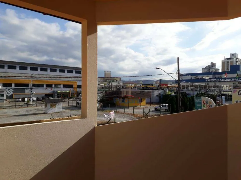 Casa, 5 quartos, 200 m² - Foto 14