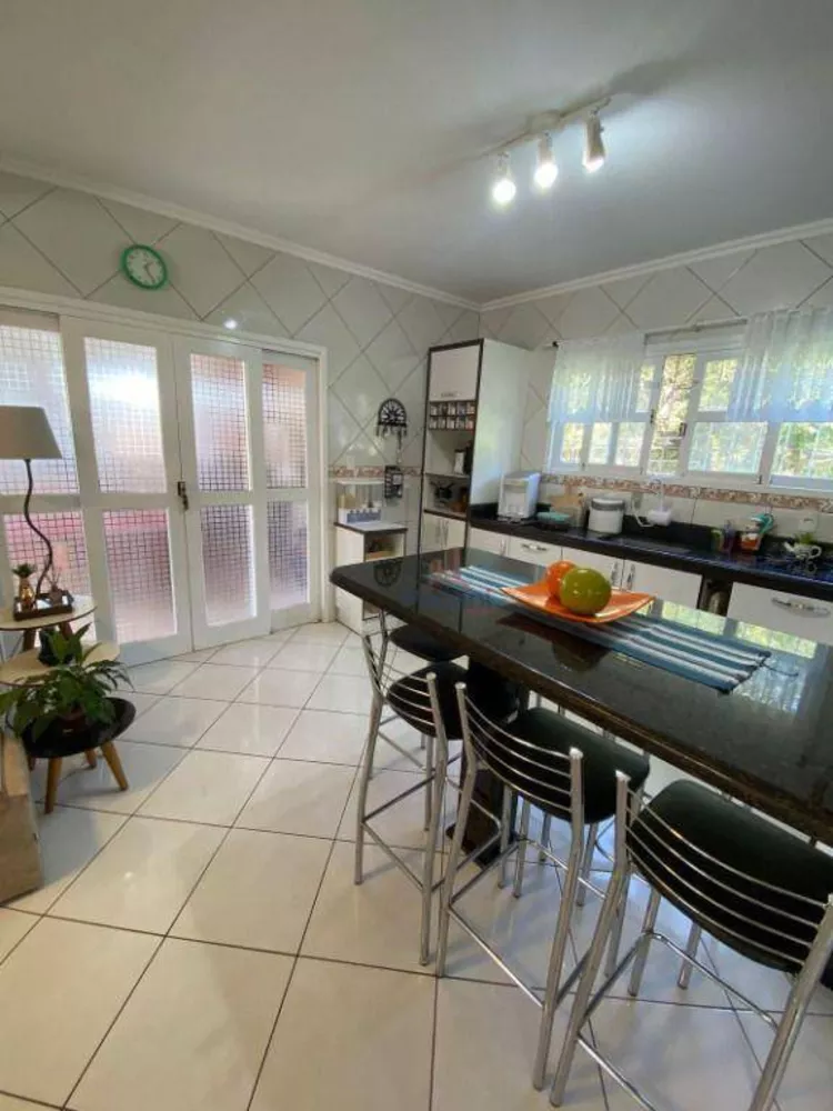 Casa, 4 quartos, 200 m² - Foto 12