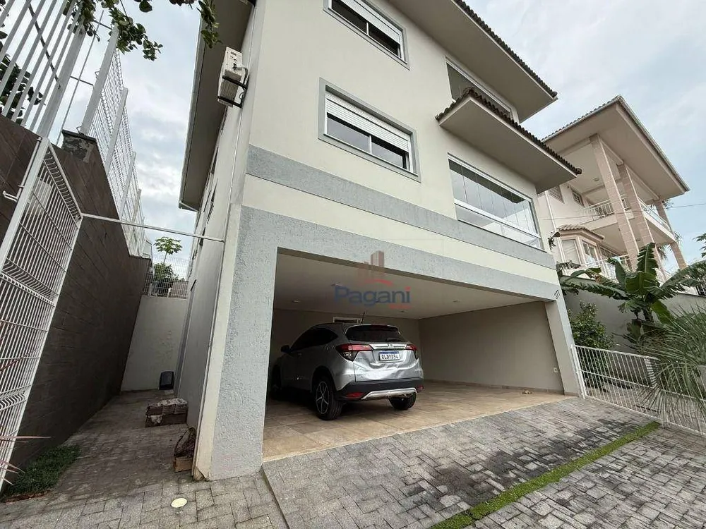 Casa, 4 quartos, 258 m² - Foto 2