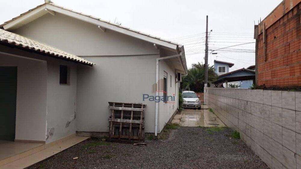 Casa, 3 quartos, 64 m² - Foto 1