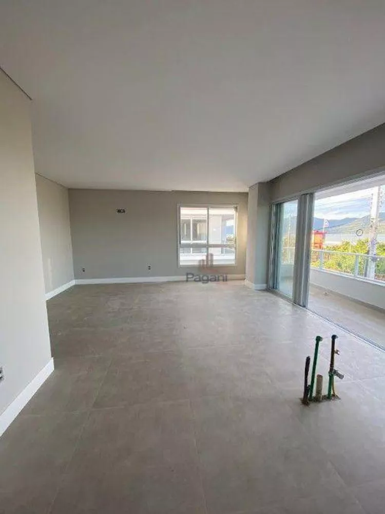 Apartamento, 3 quartos, 110 m² - Foto 2