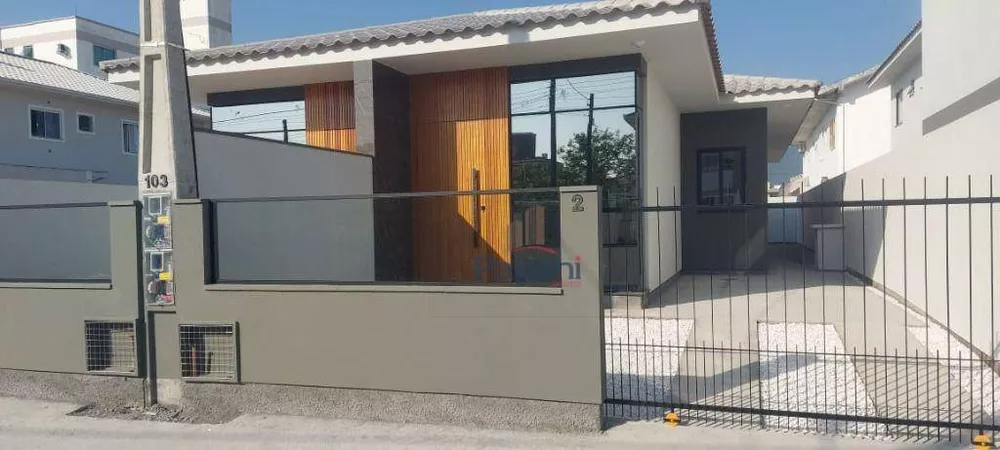 Casa, 3 quartos, 70 m² - Foto 2