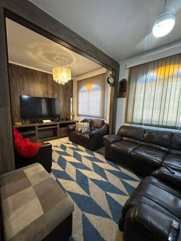 Casa, 4 quartos, 180 m² - Foto 2