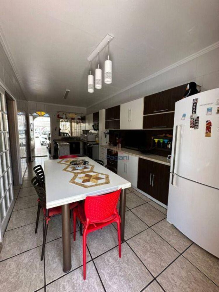 Casa, 4 quartos, 180 m² - Foto 6