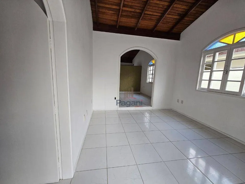 Casa, 3 quartos, 165 m² - Foto 11