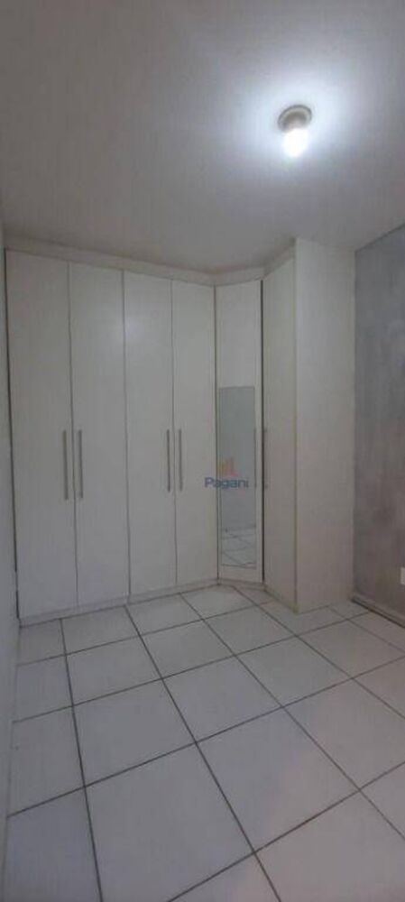 Apartamento à venda com 2 quartos, 52m² - Foto 2